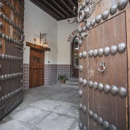 La Cueva De San Vicente Apartment